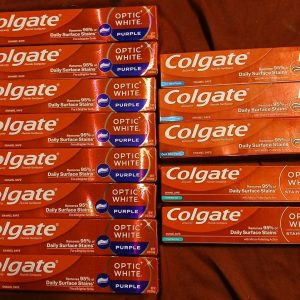 Colgate Optic White Purple *