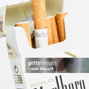 Cigarettes Marlboro Gold pack short